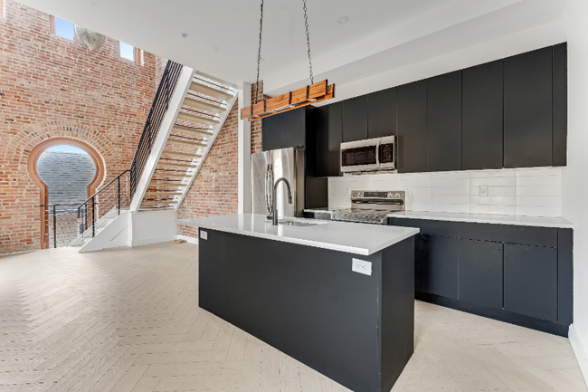 property at 1705 N 7th St