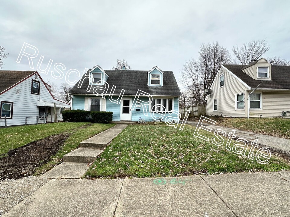 1822 Tuttle Ave in Dayton, OH - Building Photo