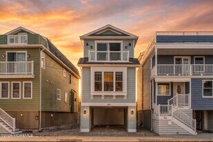 259 1st Ave in Manasquan, NJ - Building Photo