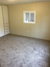 1077 W Axton Rd in Bellingham, WA - Building Photo - Building Photo