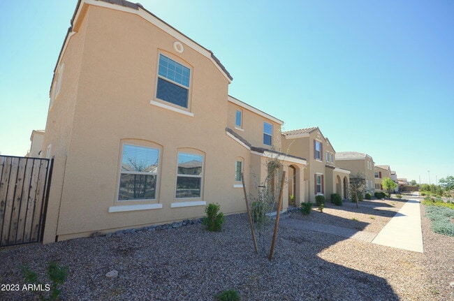 2223 S Ponderosa Dr in Gilbert, AZ - Building Photo - Building Photo