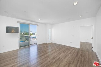 1101 S Harvard Blvd in Los Angeles, CA - Building Photo - Building Photo