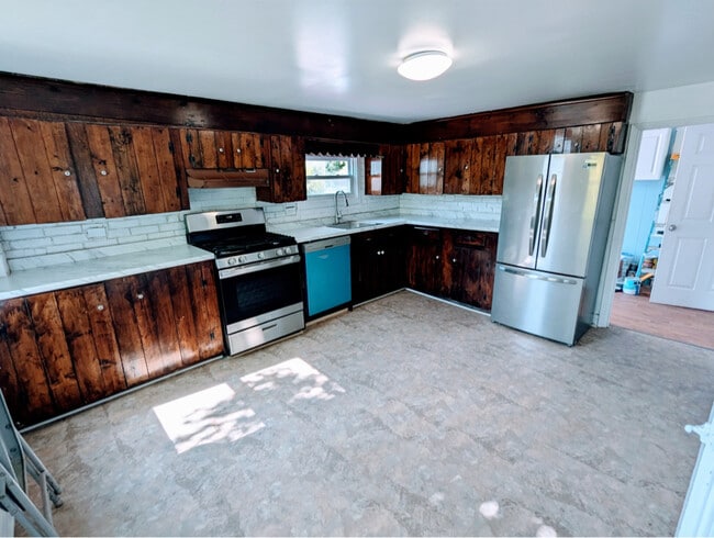 16 South St in Stamford, NY - Building Photo - Building Photo