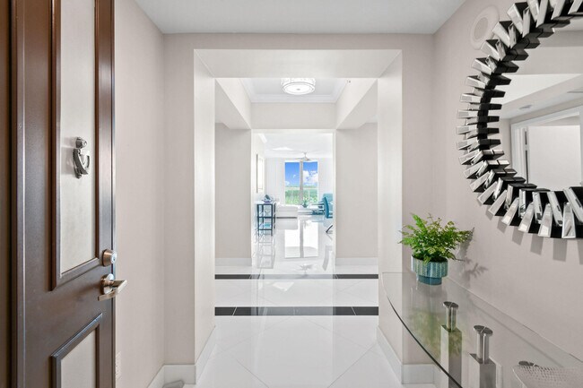 3610 Gardens Pkwy in Palm Beach Gardens, FL - Building Photo - Building Photo