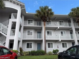 7839 Regal Heron Cir, Unit 202 in Naples, FL - Building Photo
