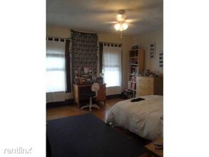 12 Nonantum St-Unit -# 1 in Boston, MA - Building Photo - Building Photo