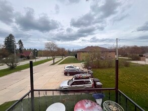 5500 S Trinthammer Ave in Cudahy, WI - Building Photo - Building Photo