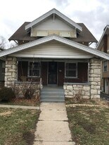 3325 Askew Ave in Kansas City, MO - Building Photo