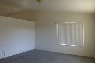 714 Van Gogh Ct in Sun Valley, NV - Building Photo - Building Photo