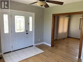 950 Grand Marais Rd W in Windsor, ON - Building Photo - Building Photo