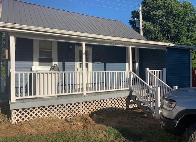331 Maple Ave in New Martinsville, WV - Building Photo