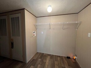 3350 Co Rd 461 in Elgin, TX - Building Photo - Building Photo