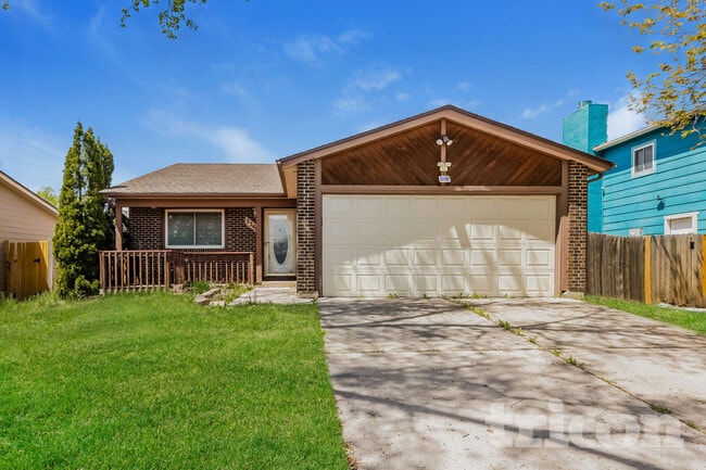 property at 3340 Bridgewater Dr