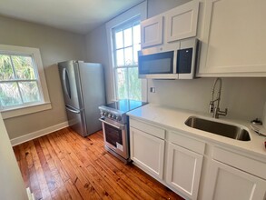 30 Chapel St in Charleston, SC - Building Photo - Building Photo