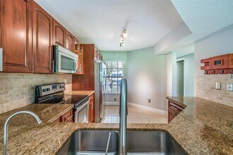 8147 Southgate Blvd in North Lauderdale, FL - Building Photo - Building Photo