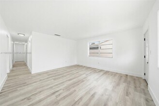 1781 SW 13th St in Miami, FL - Building Photo - Building Photo