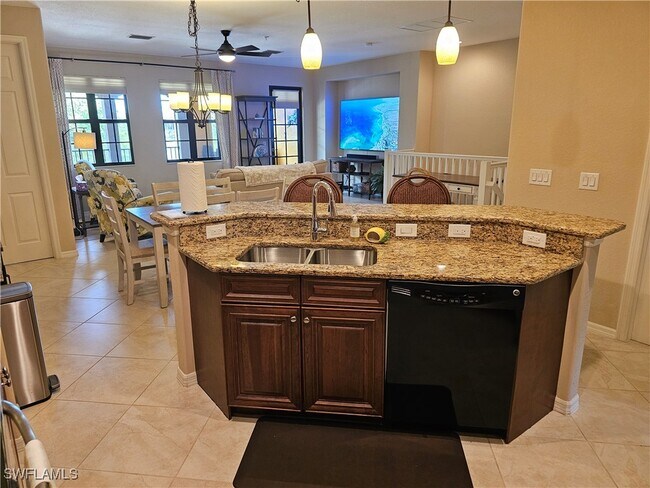 11256 Paseo Grande Blvd in Ft. Myers, FL - Building Photo - Building Photo