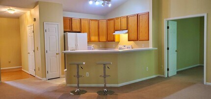 1354 Fox Pointe Cir in Ann Arbor, MI - Building Photo - Building Photo