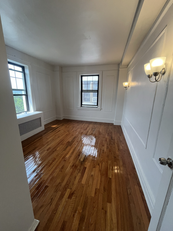 25 N Harrison St in East Orange, NJ - Building Photo - Building Photo