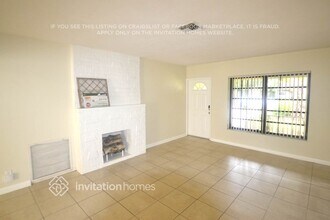 6844 SW 12th St in Pembroke Pines, FL - Building Photo - Building Photo