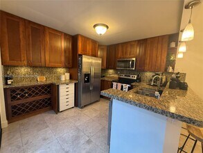 4708 SW 67th Ave in Miami, FL - Building Photo - Building Photo