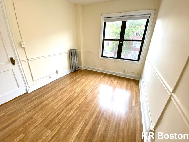 1200 Massachusetts Ave in Cambridge, MA - Building Photo - Building Photo