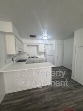 336 Grove St SE in Albuquerque, NM - Building Photo - Building Photo