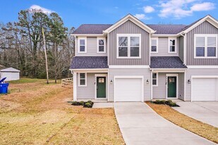 645 Brookwood St in Mooresville, NC - Building Photo