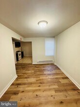 2037 N 8th St in Philadelphia, PA - Building Photo - Building Photo