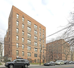 140-33 34th Ave in Flushing, NY - Building Photo - Building Photo