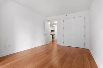 57 Reade St in New York, NY - Building Photo - Building Photo