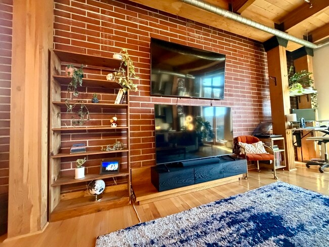 property at 2955 Inca St