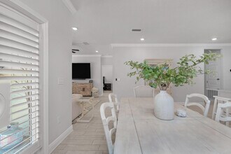 382 Lightning Bug Ln in Freeport, FL - Building Photo - Building Photo