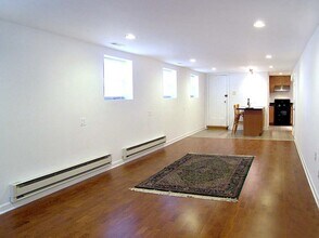 2525 W Ardmore Ave in Chicago, IL - Building Photo - Building Photo