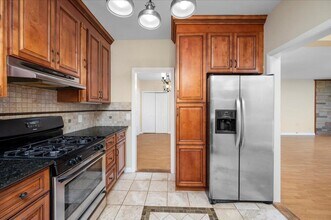 79 Choate Ln in Pleasantville, NY - Building Photo - Building Photo