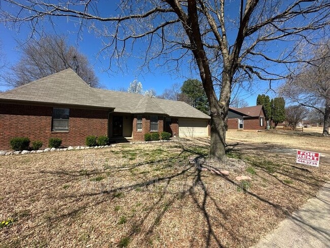3115 Santa Valley St