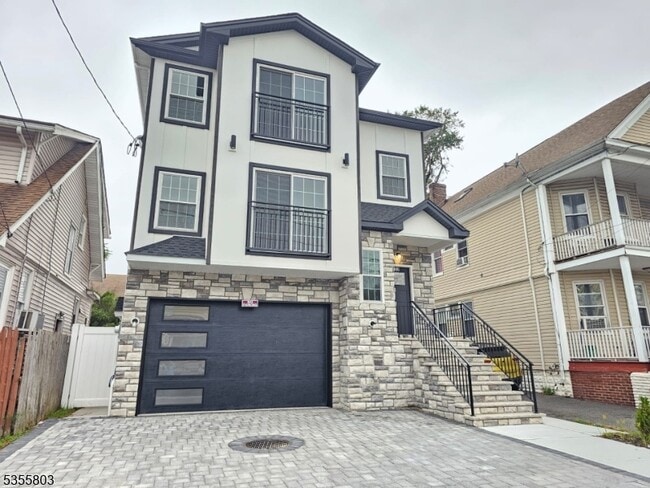 122 Alton St in Elizabeth, NJ - Building Photo - Building Photo