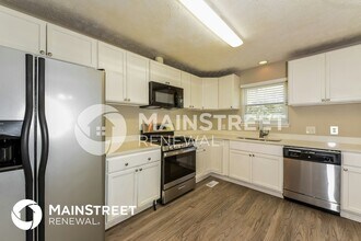 1235 Julie Ct in Riverdale, GA - Building Photo - Building Photo
