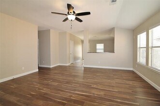 10453 Evening View Dr in Fort Worth, TX - Building Photo - Building Photo