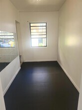 8918 Collins Ave, Unit 4 in Surfside, FL - Building Photo - Building Photo