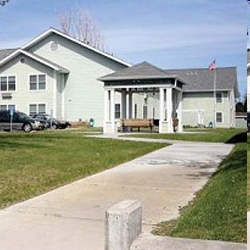 Desert Sage Manor in Hermiston, OR - Foto de edificio