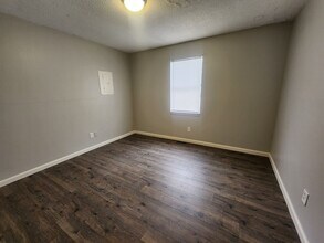 20 Rossfield Cv, Unit R in Jackson, TN - Building Photo - Building Photo