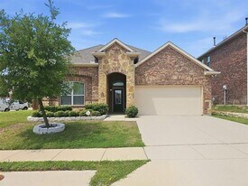 3401 Rosewood Ln in Sachse, TX - Building Photo