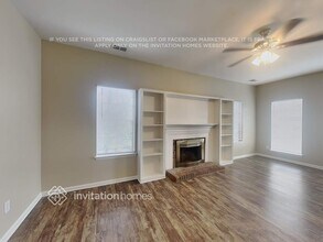 9645 Melanie Thompson Dr in Charlotte, NC - Foto de edificio - Building Photo