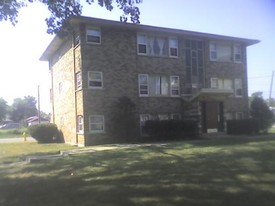 13940 S Edbrooke Ave Apartamentos