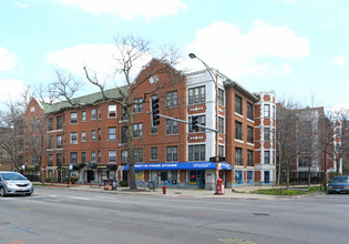 7001-7013 N Sheridan Rd in Chicago, IL - Building Photo - Building Photo