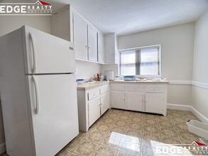 36 Brock St, Unit 3 in Boston, MA - Building Photo - Building Photo