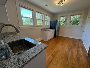 35 Perry Ave in Greenville, SC - Building Photo - Building Photo