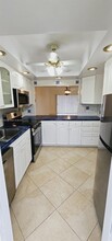 1100 Pine Dr, Unit 106 in Pompano Beach, FL - Building Photo - Building Photo