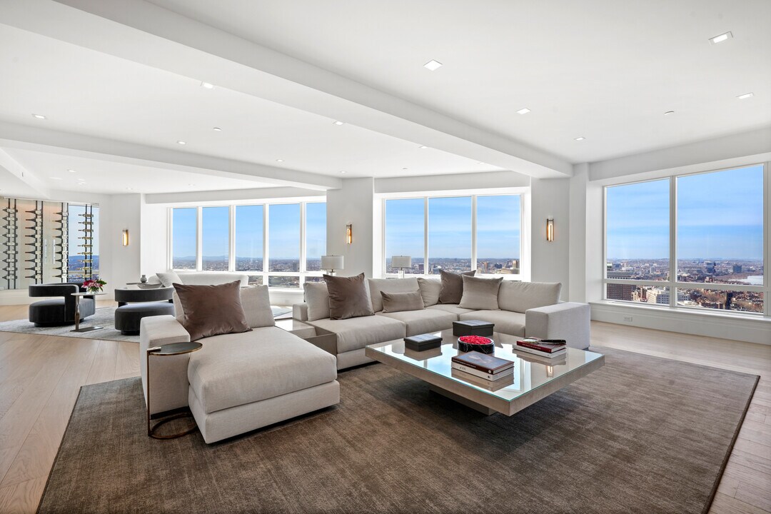 2 Avery St, Unit PH3C in Boston, MA - Building Photo